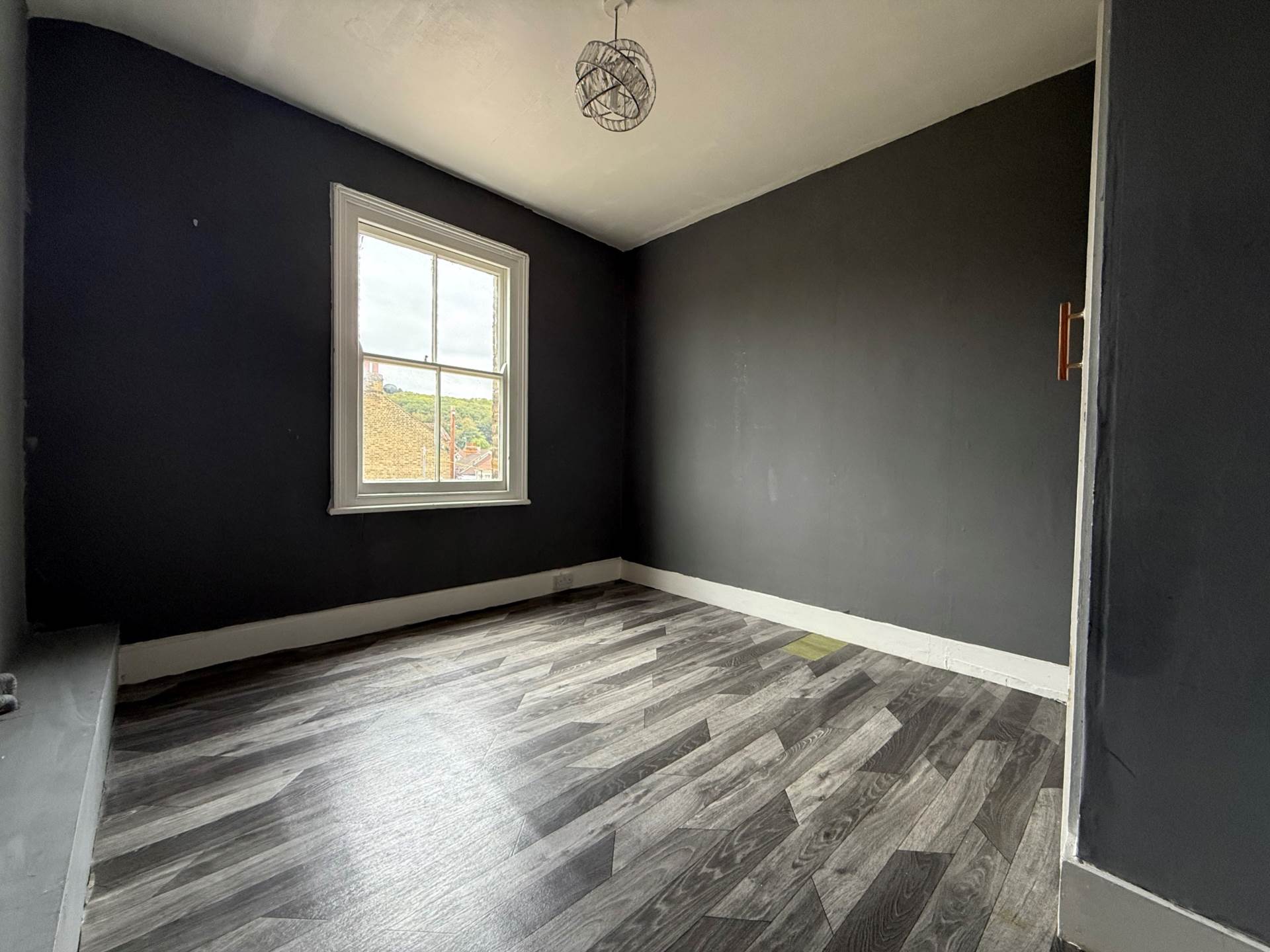 Additional Property Image 3 bedroom House for sale in London 8