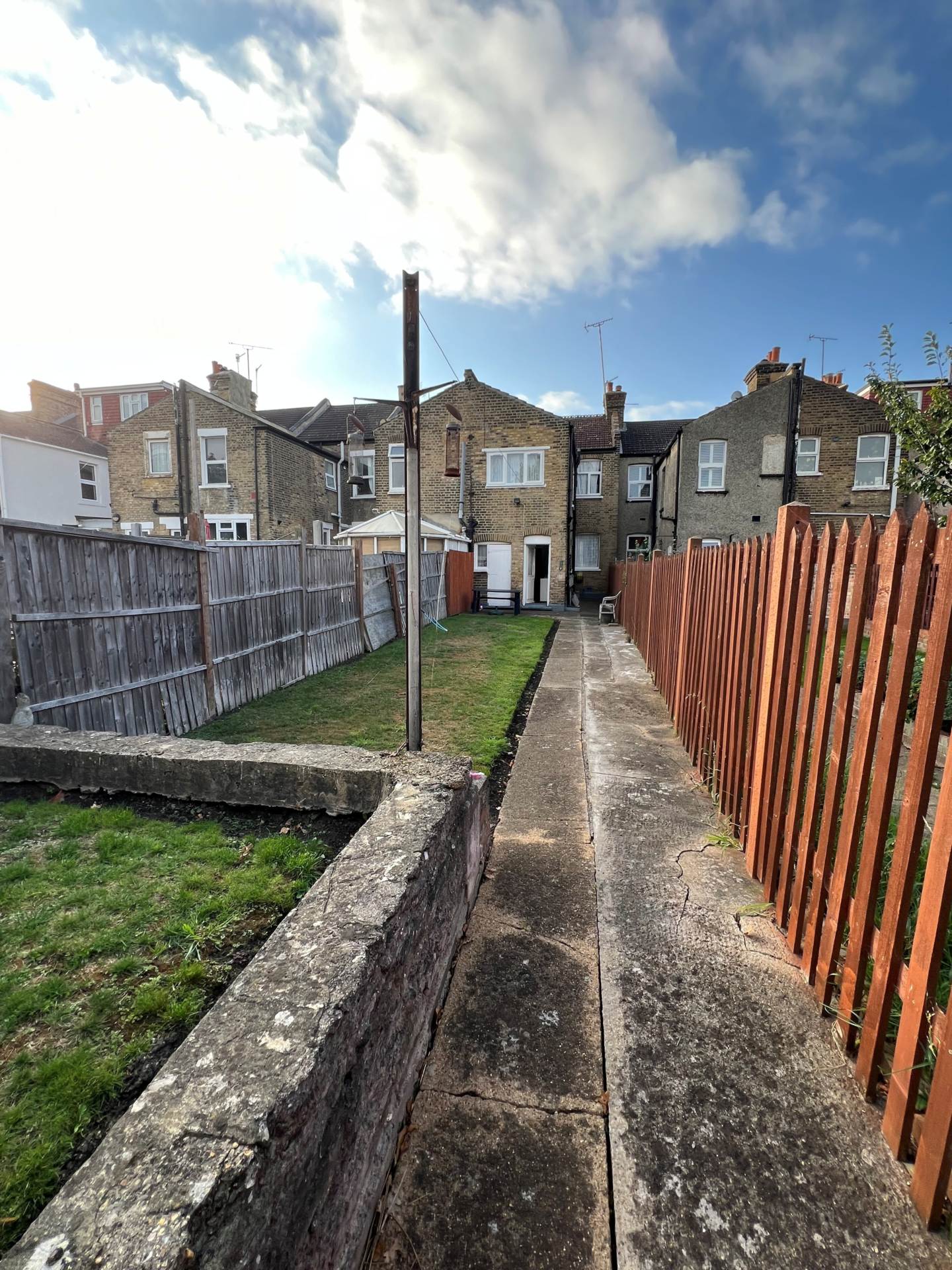Additional Property Image 3 bedroom House for sale in London 13