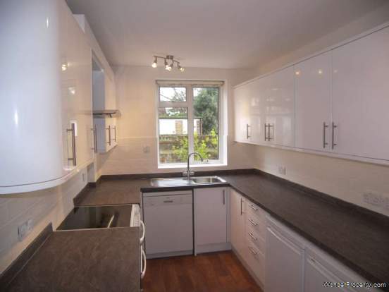 Additional Property Image 2 bedroom Flat to rent in Thames Ditton 7