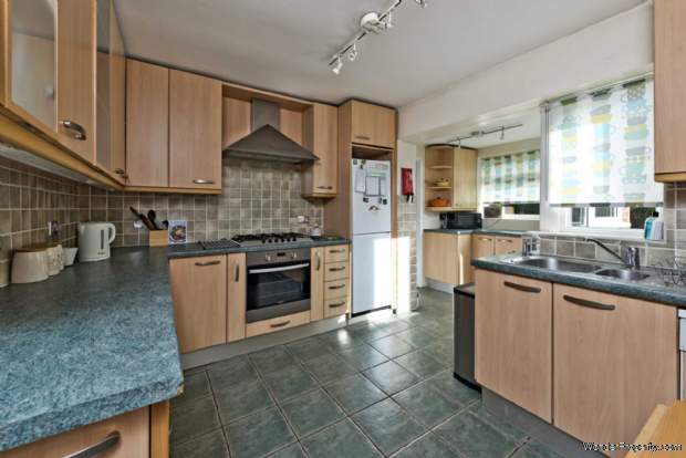 Additional Property Image 4 bedroom Semi Detached to rent in Thames Ditton 5