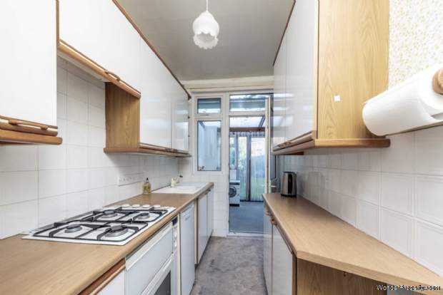 Additional Property Image 2 bedroom Terraced for sale in Surbiton 6
