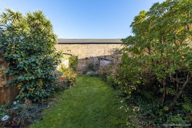 Additional Property Image 2 bedroom Terraced for sale in Surbiton 11
