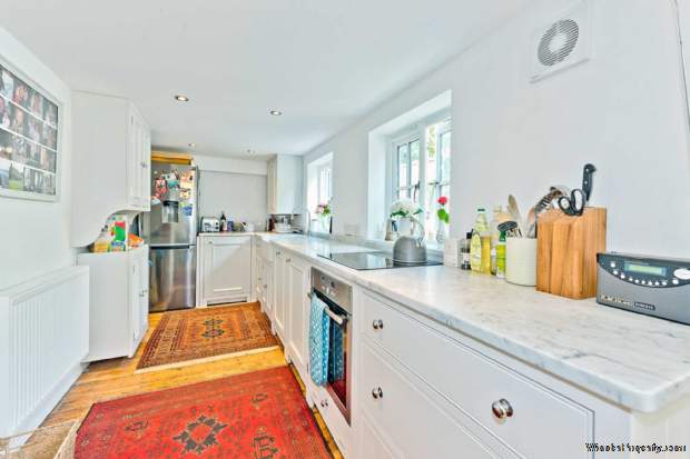 Additional Property Image 3 bedroom Terraced for sale in Thames Ditton 4