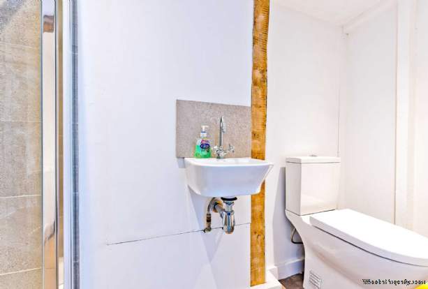 Additional Property Image 3 bedroom Terraced for sale in Thames Ditton 9