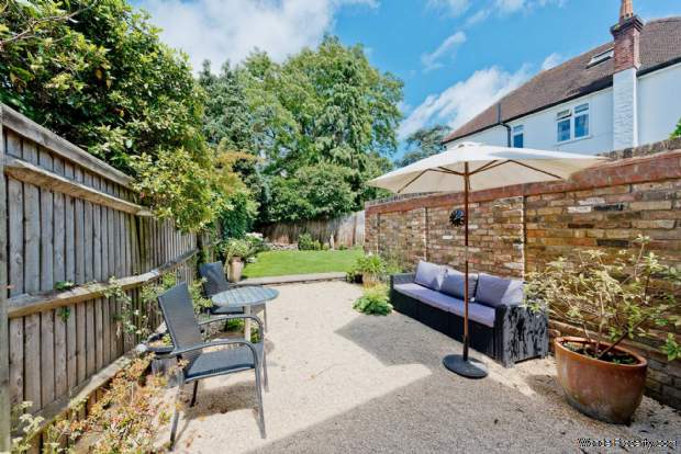 Additional Property Image 3 bedroom Terraced for sale in Thames Ditton 11