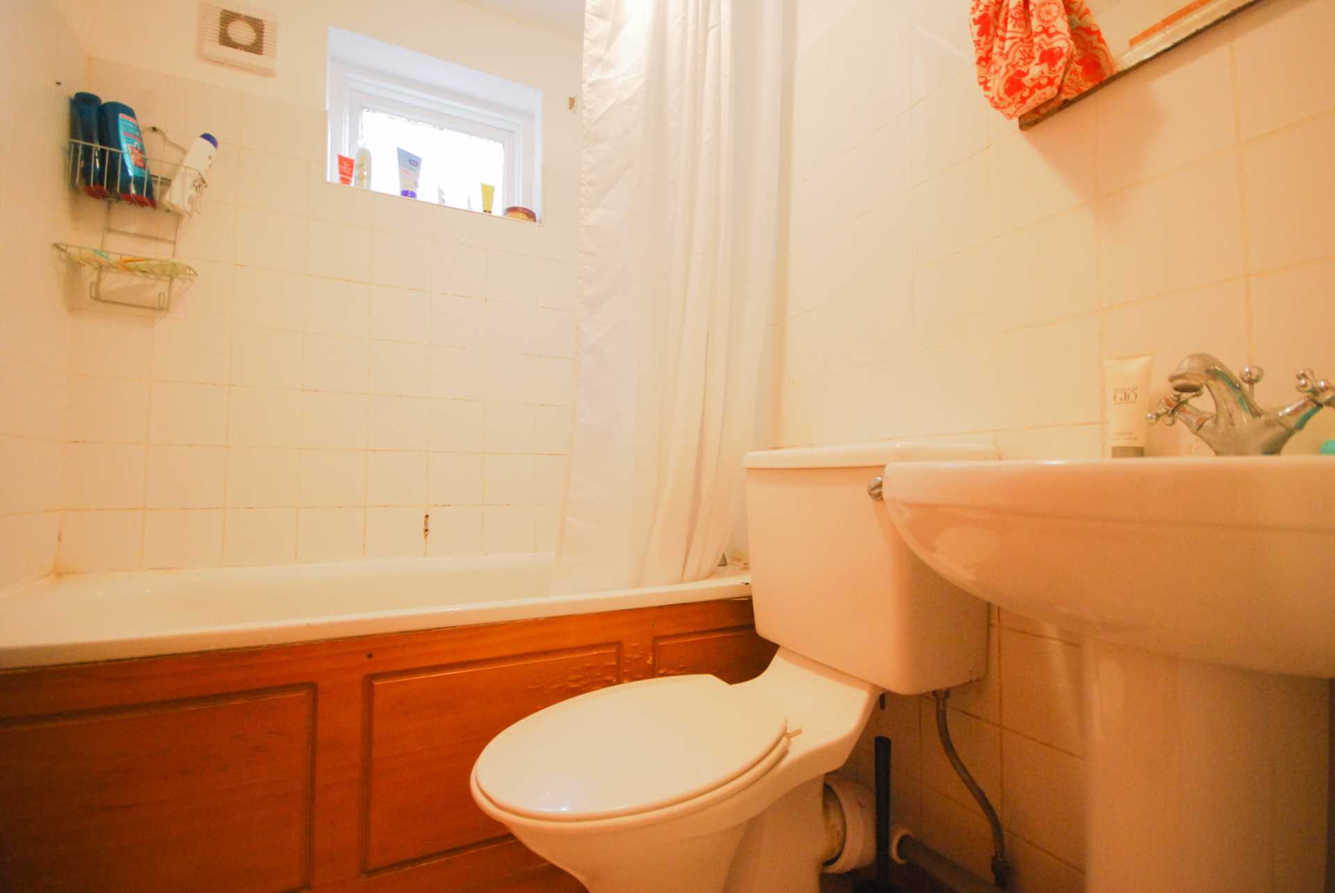 Additional Property Image 2 bedroom Flat to rent in London 7