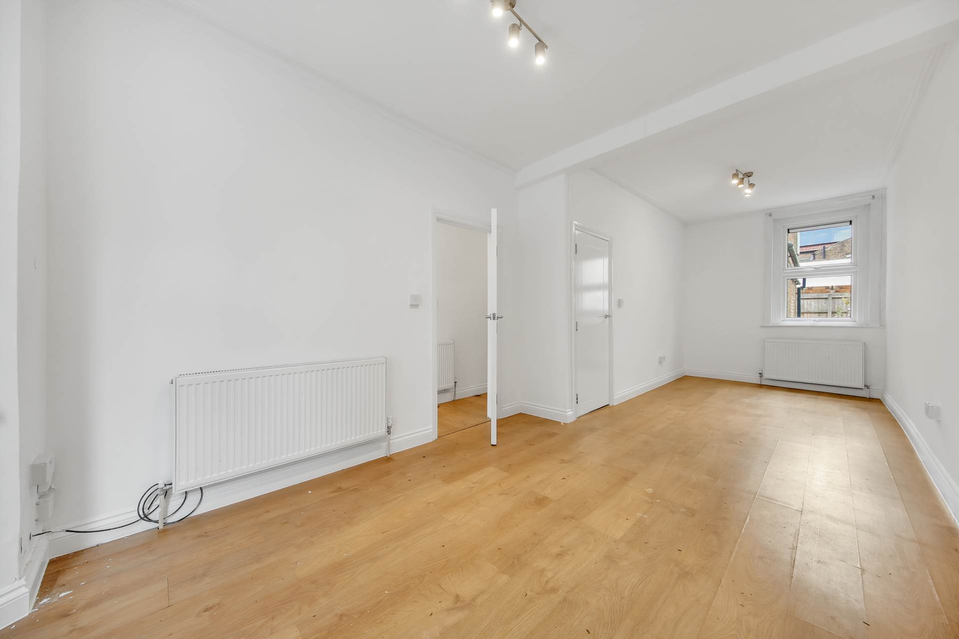 Additional Property Image 3 bedroom House for sale in London 2