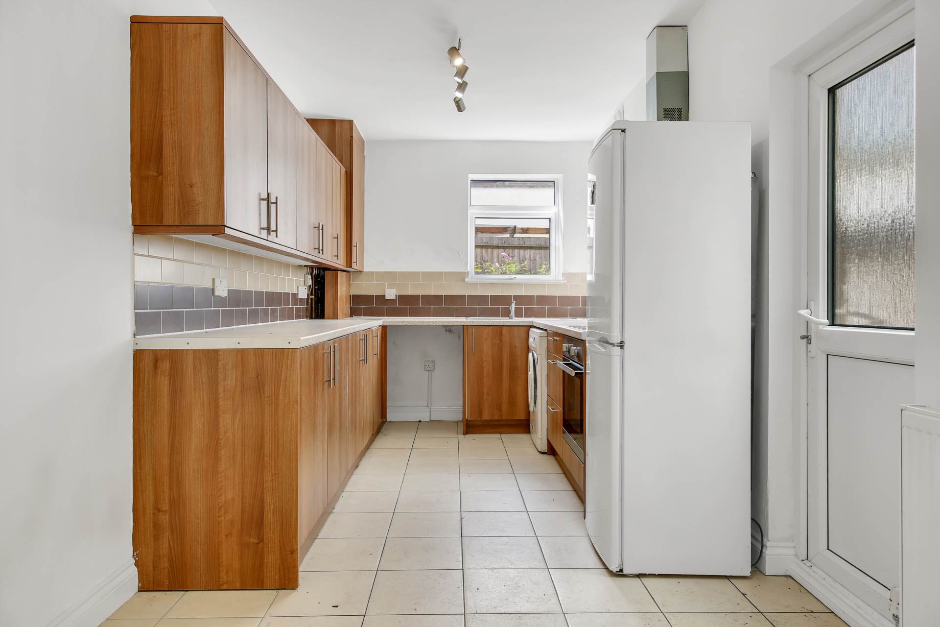 Additional Property Image 3 bedroom House for sale in London 10