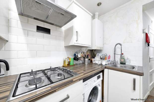 Additional Property Image 2 bedroom Flat for sale in London 9