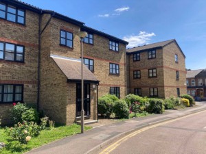 1 bedroom Flat to rent in London