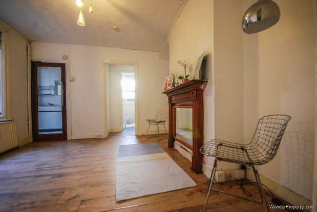 Additional Property Image 2 bedroom Flat for sale in London 4