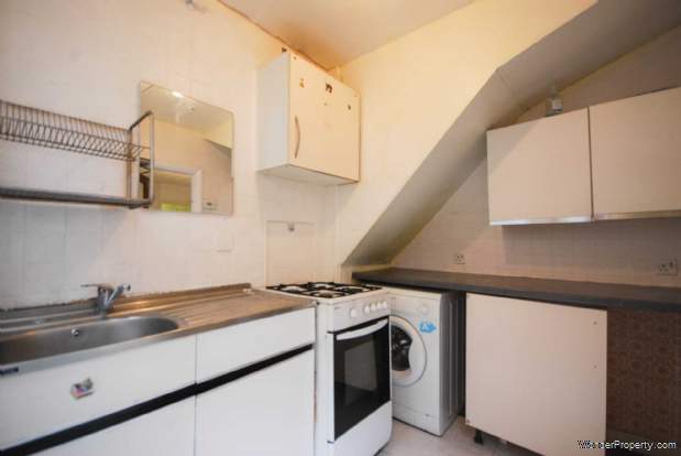 Additional Property Image 2 bedroom Flat for sale in London 6
