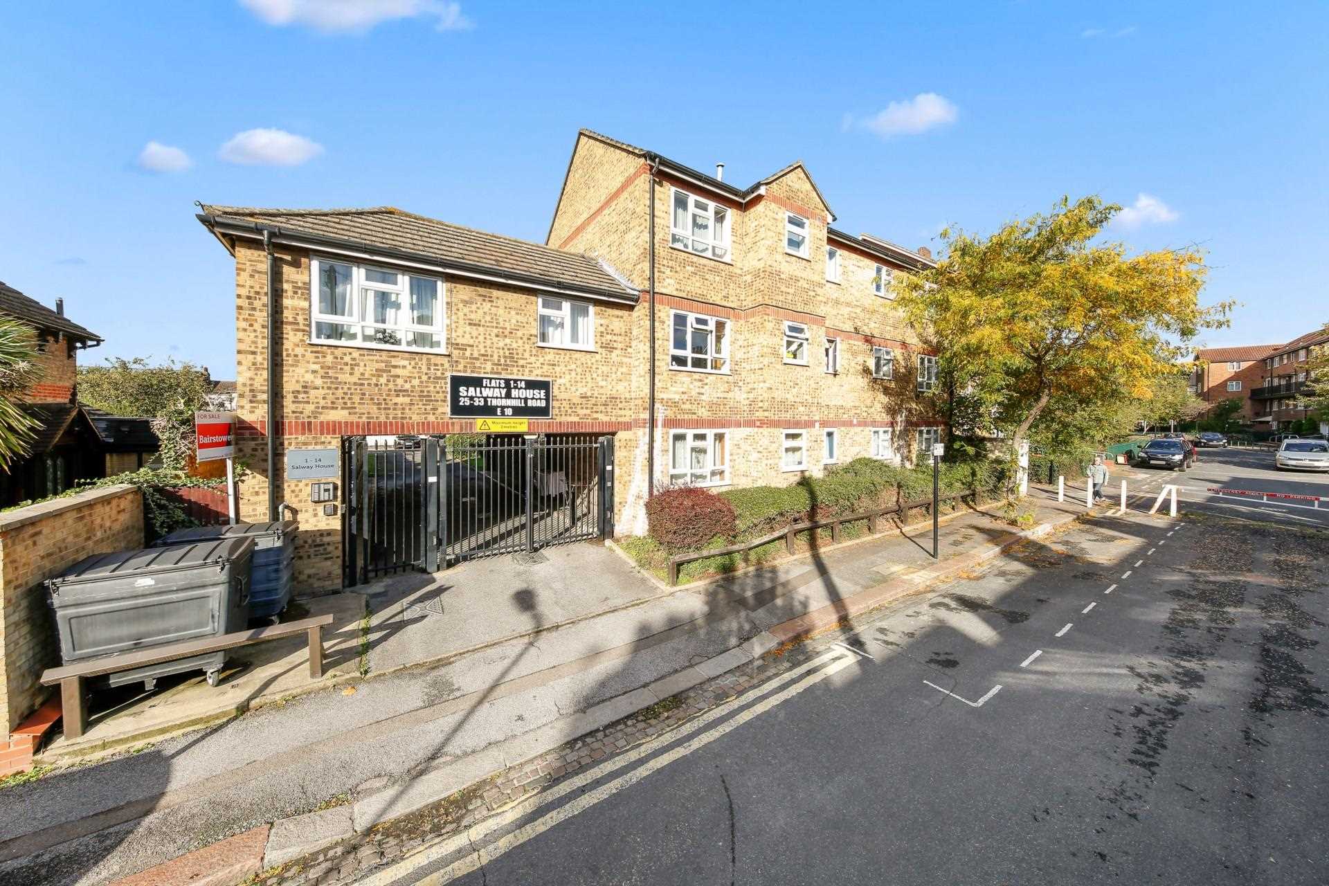 Additional Property Image 1 bedroom Flat for sale in London 16