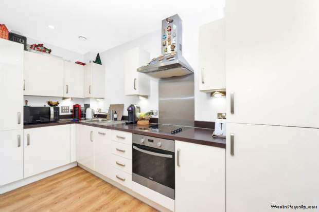 Additional Property Image 2 bedroom Flat for sale in London 3