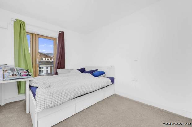 Additional Property Image 2 bedroom Flat for sale in London 10