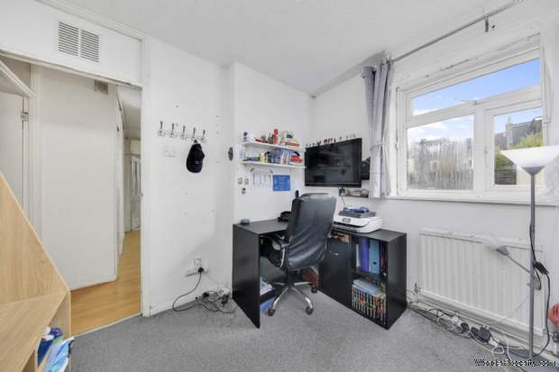 Additional Property Image 2 bedroom Flat for sale in London 7