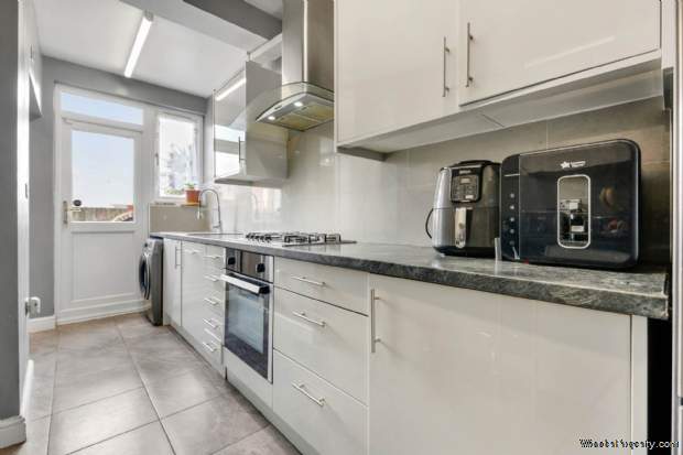 Additional Property Image 3 bedroom Terraced for sale in London 15