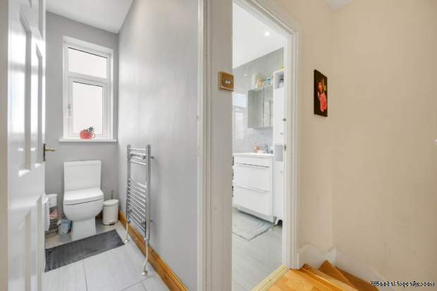 Additional Property Image 3 bedroom Terraced for sale in London 8