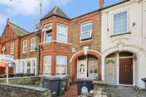2 bedroom Flat for sale in London