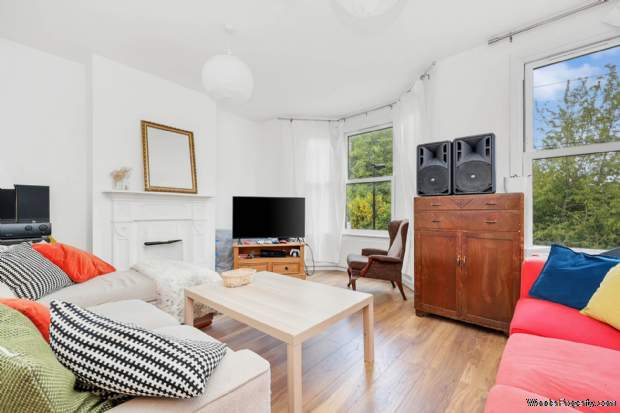 Additional Property Image 4 bedroom House for sale in London 2