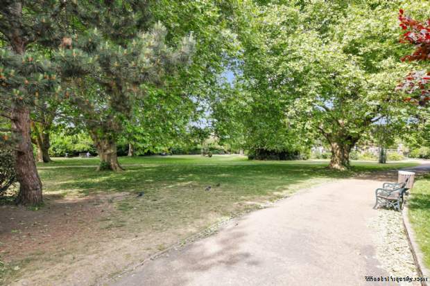 Additional Property Image 4 bedroom House for sale in London 13