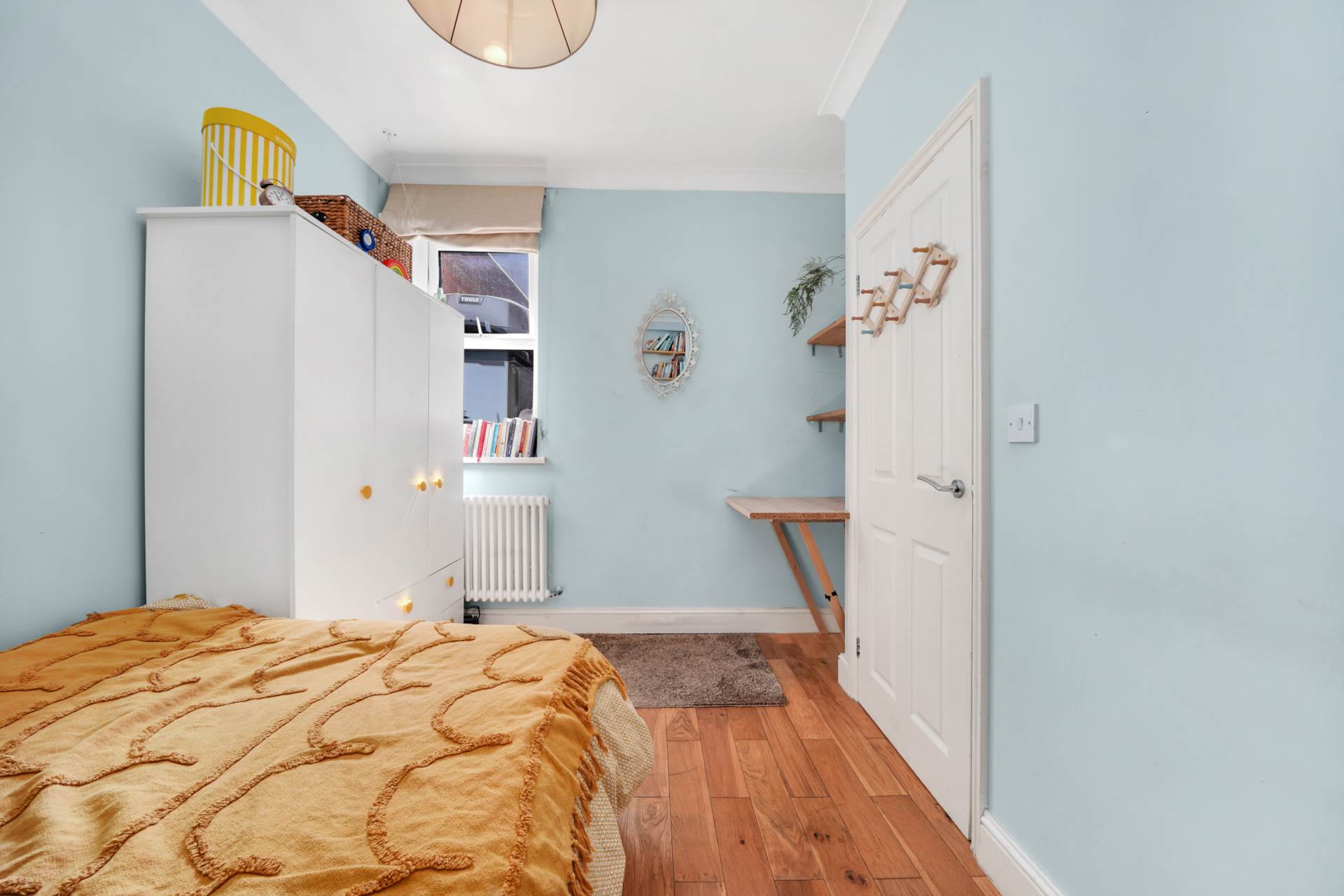 Additional Property Image 2 bedroom Flat for sale in London 8