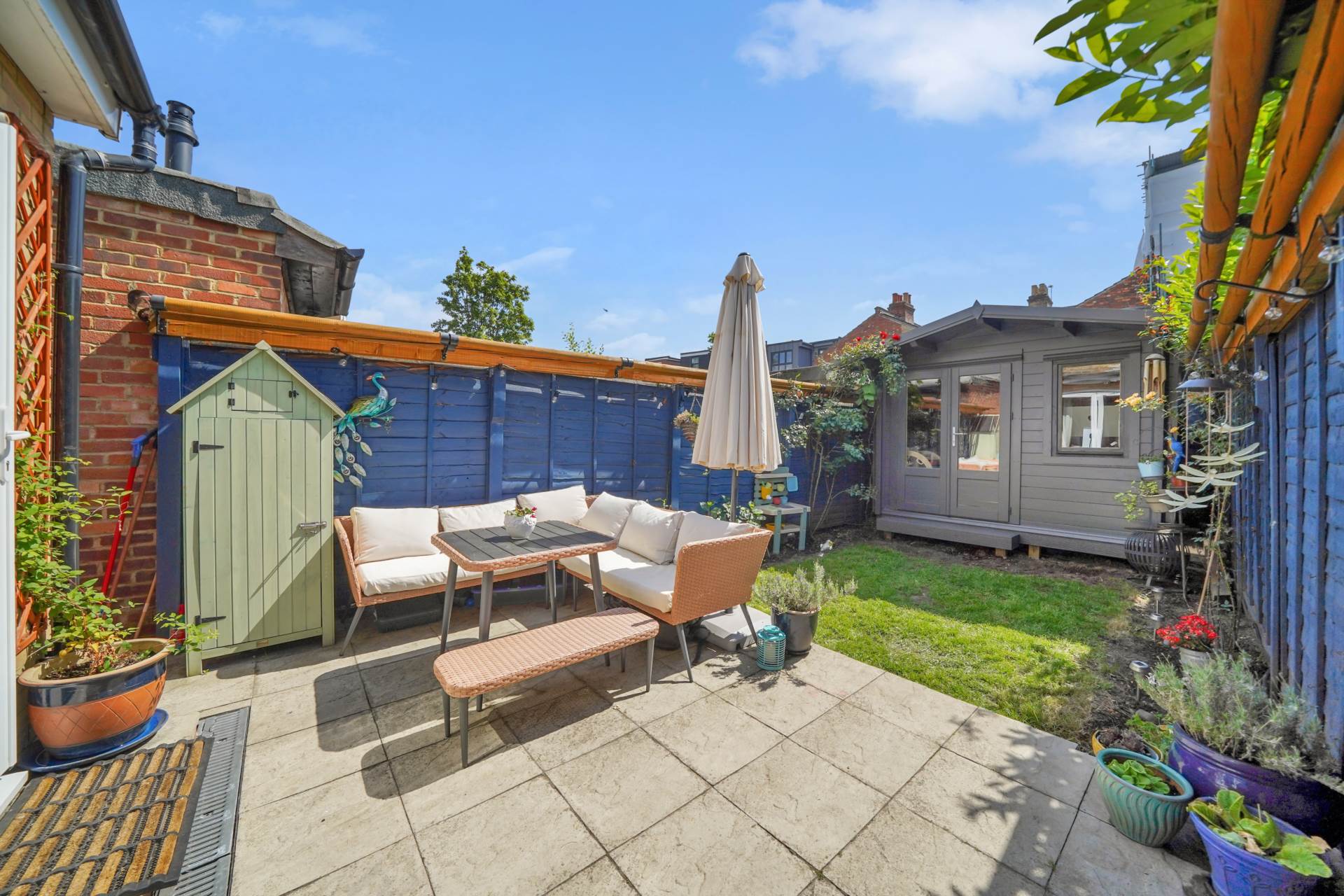 Additional Property Image 2 bedroom Flat for sale in London 17