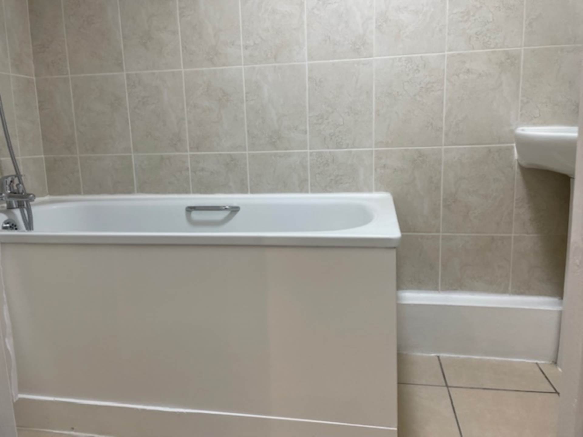 Additional Property Image 1 bedroom Flat to rent in London 8