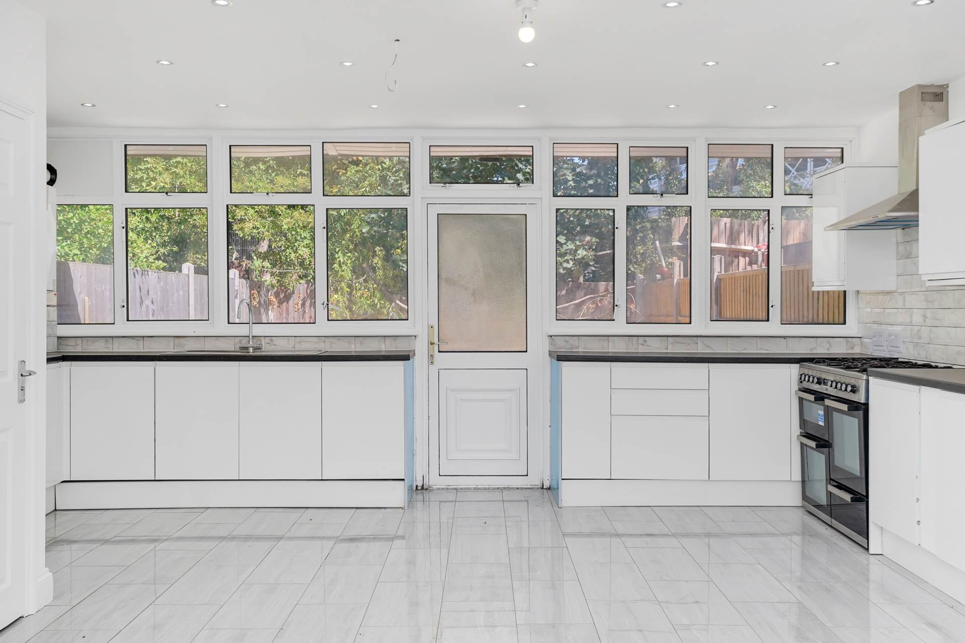 Additional Property Image 4 bedroom House for sale in London 6