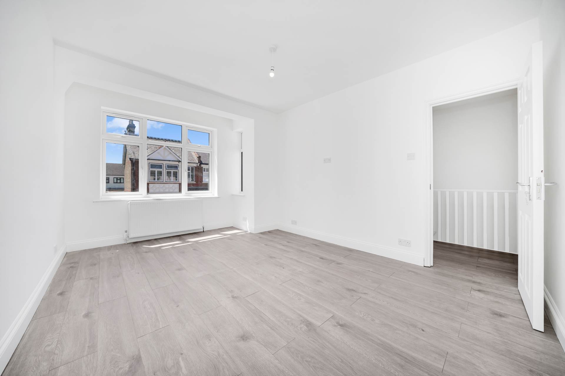 Additional Property Image 4 bedroom House for sale in London 13