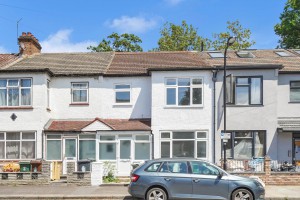 4 bedroom House for sale in London