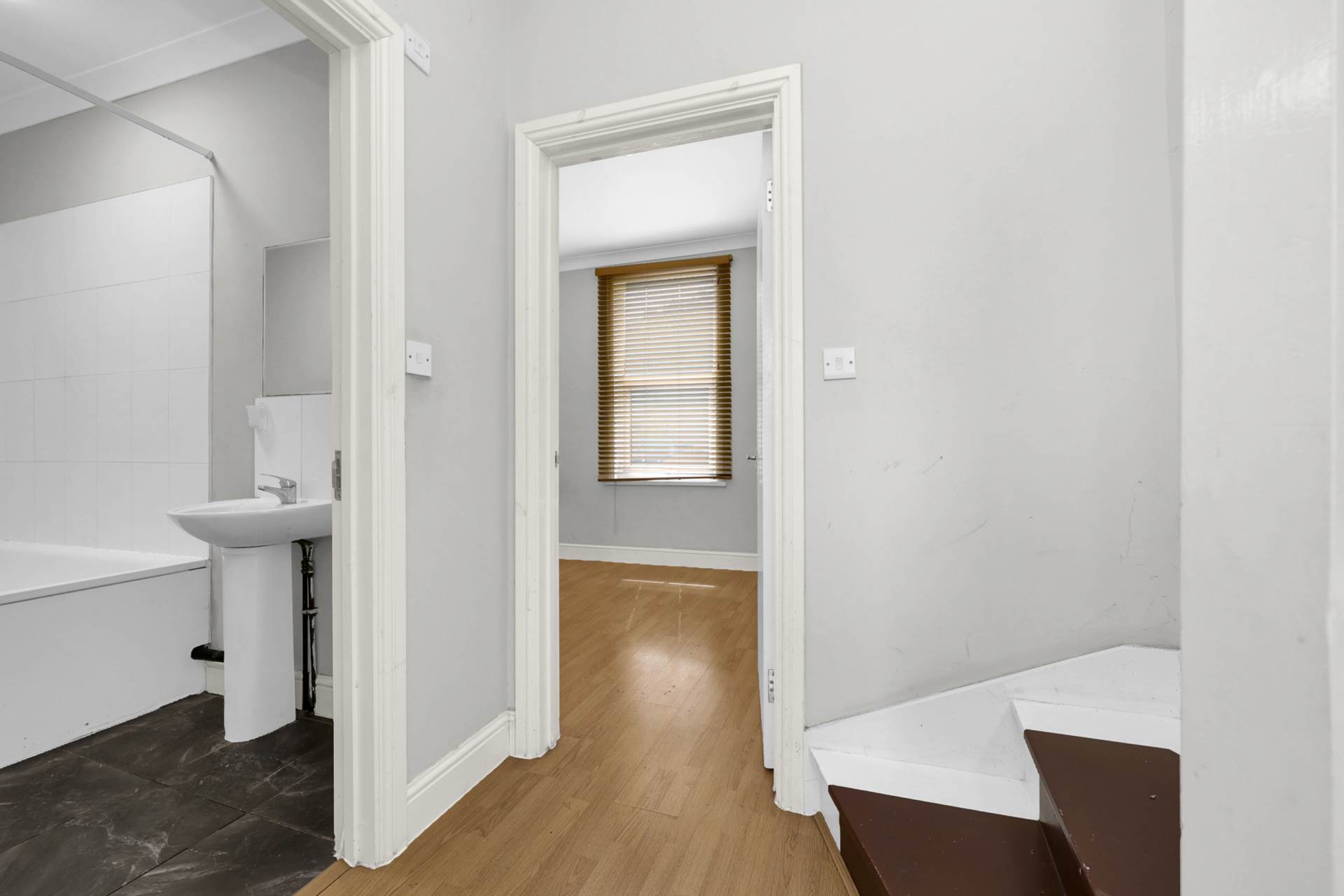 Additional Property Image 4 bedroom House for sale in London 11