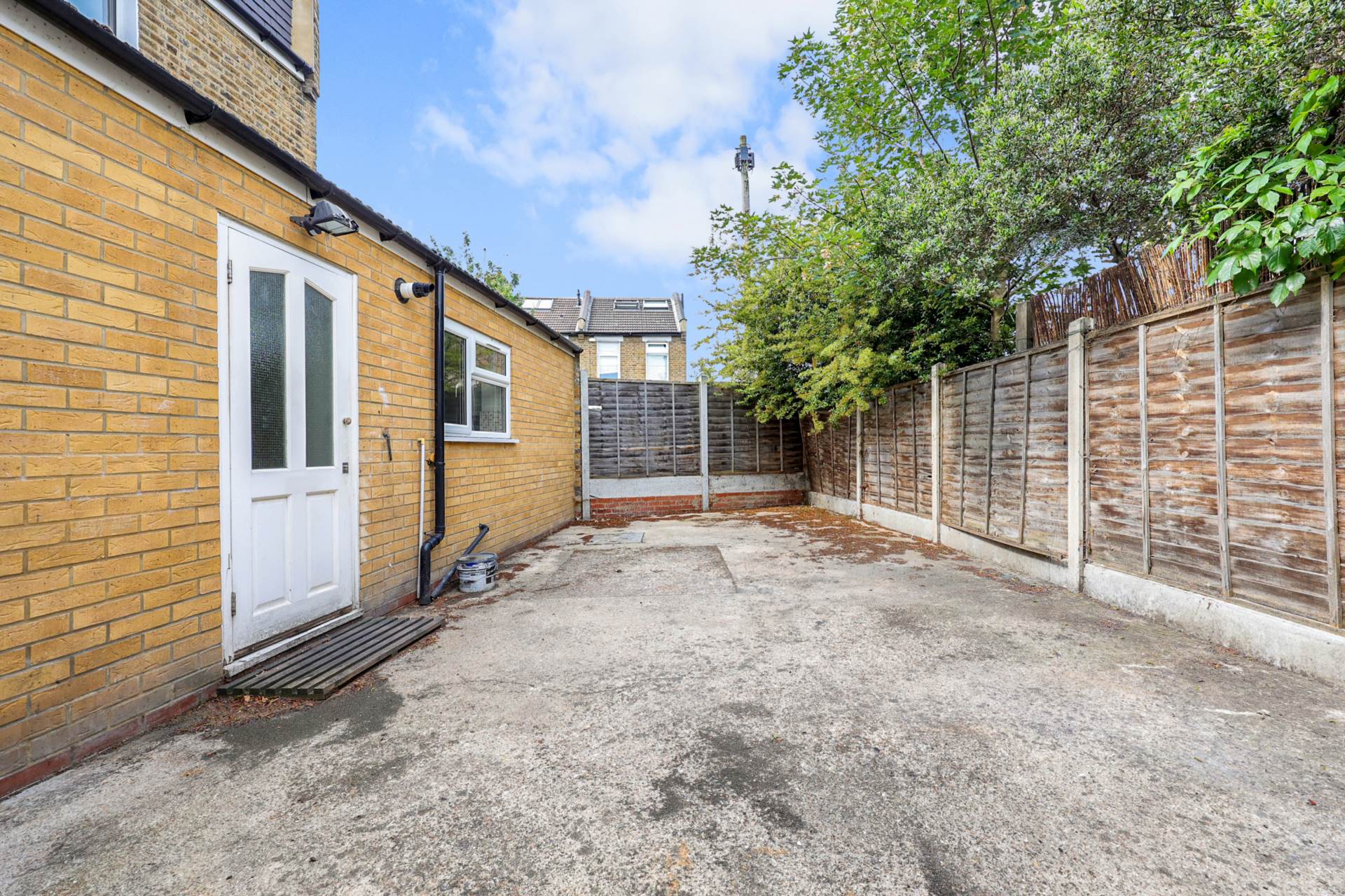 Additional Property Image 4 bedroom House for sale in London 26