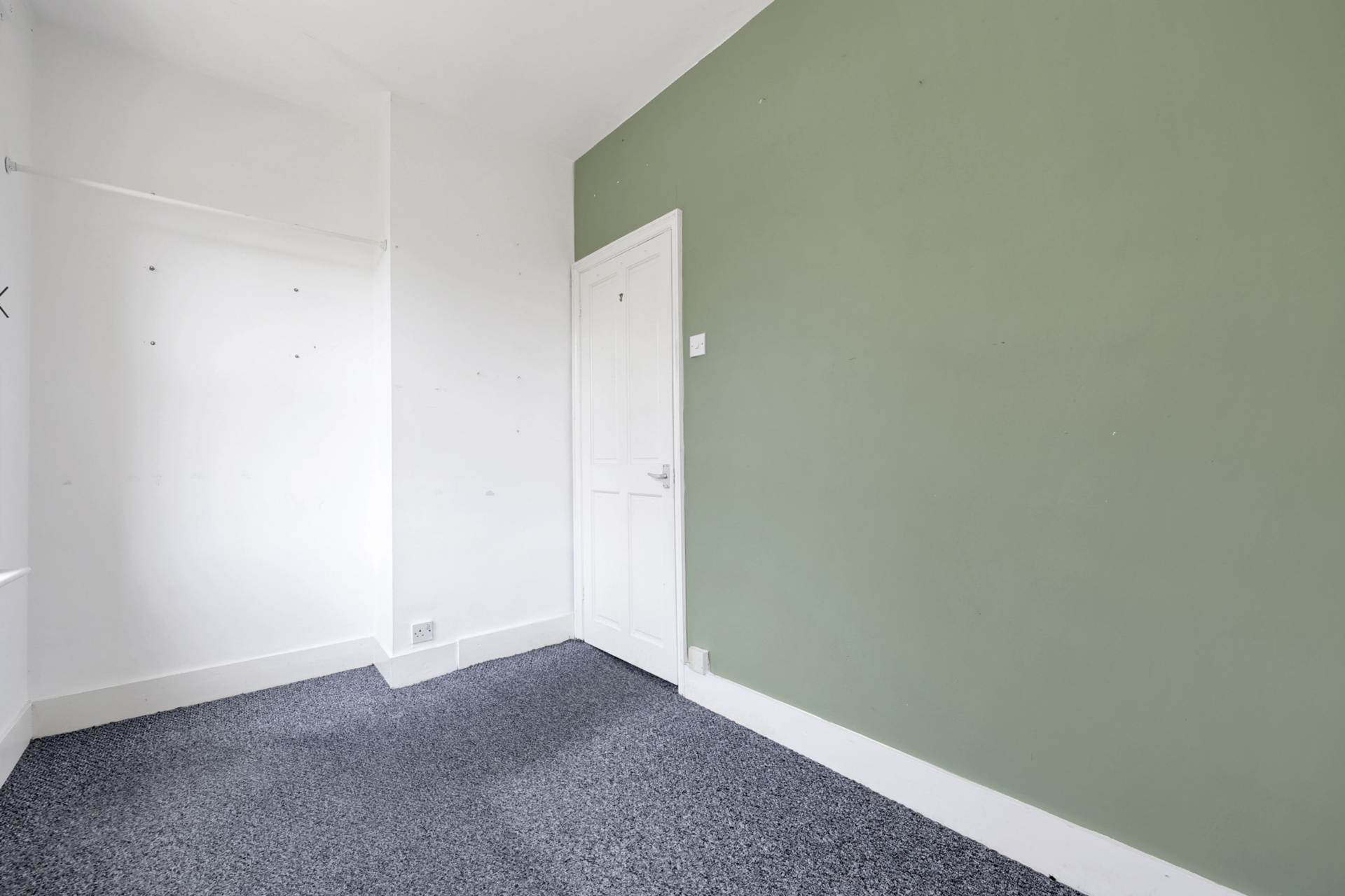 Additional Property Image 2 bedroom Flat for sale in London 11