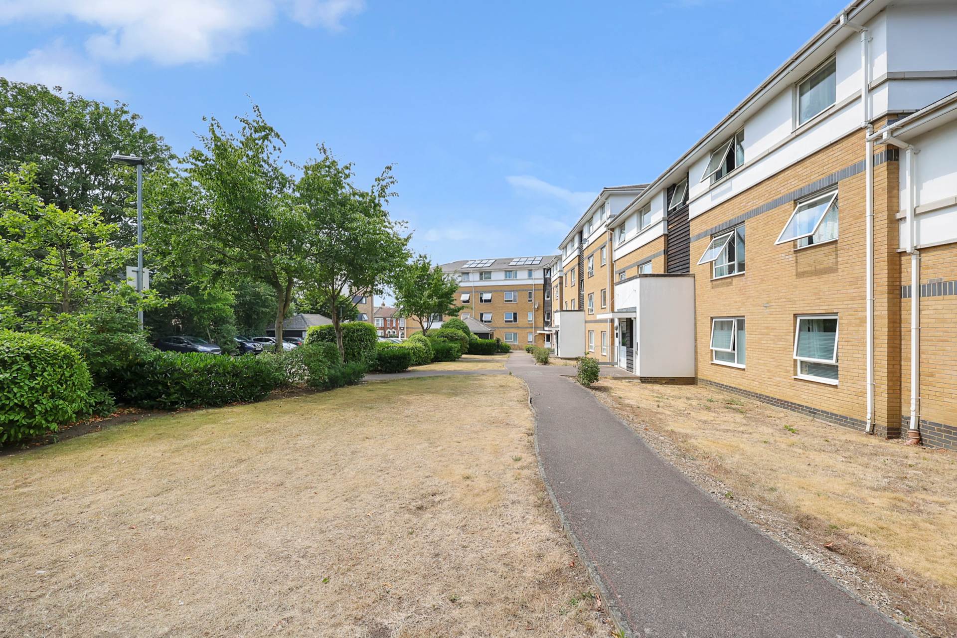 Additional Property Image 2 bedroom Flat for sale in London 3
