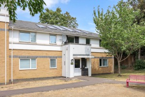 2 bedroom Flat for sale in London