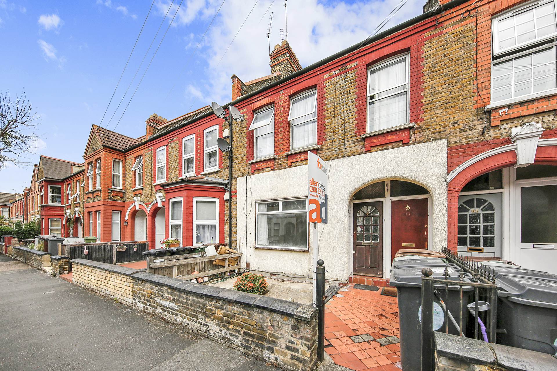 Additional Property Image 2 bedroom Maisonette for sale in London 2