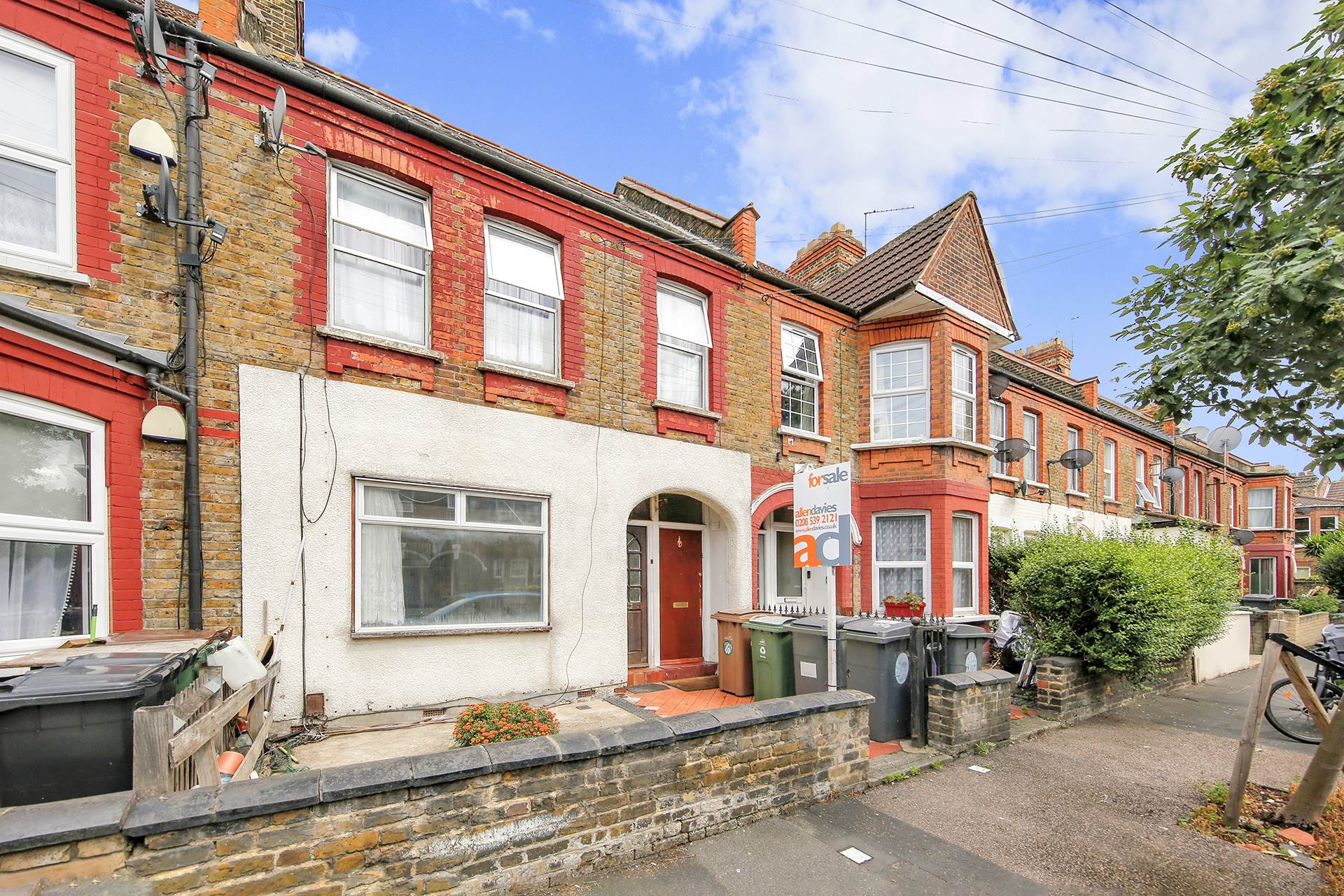 Additional Property Image 2 bedroom Maisonette for sale in London 3