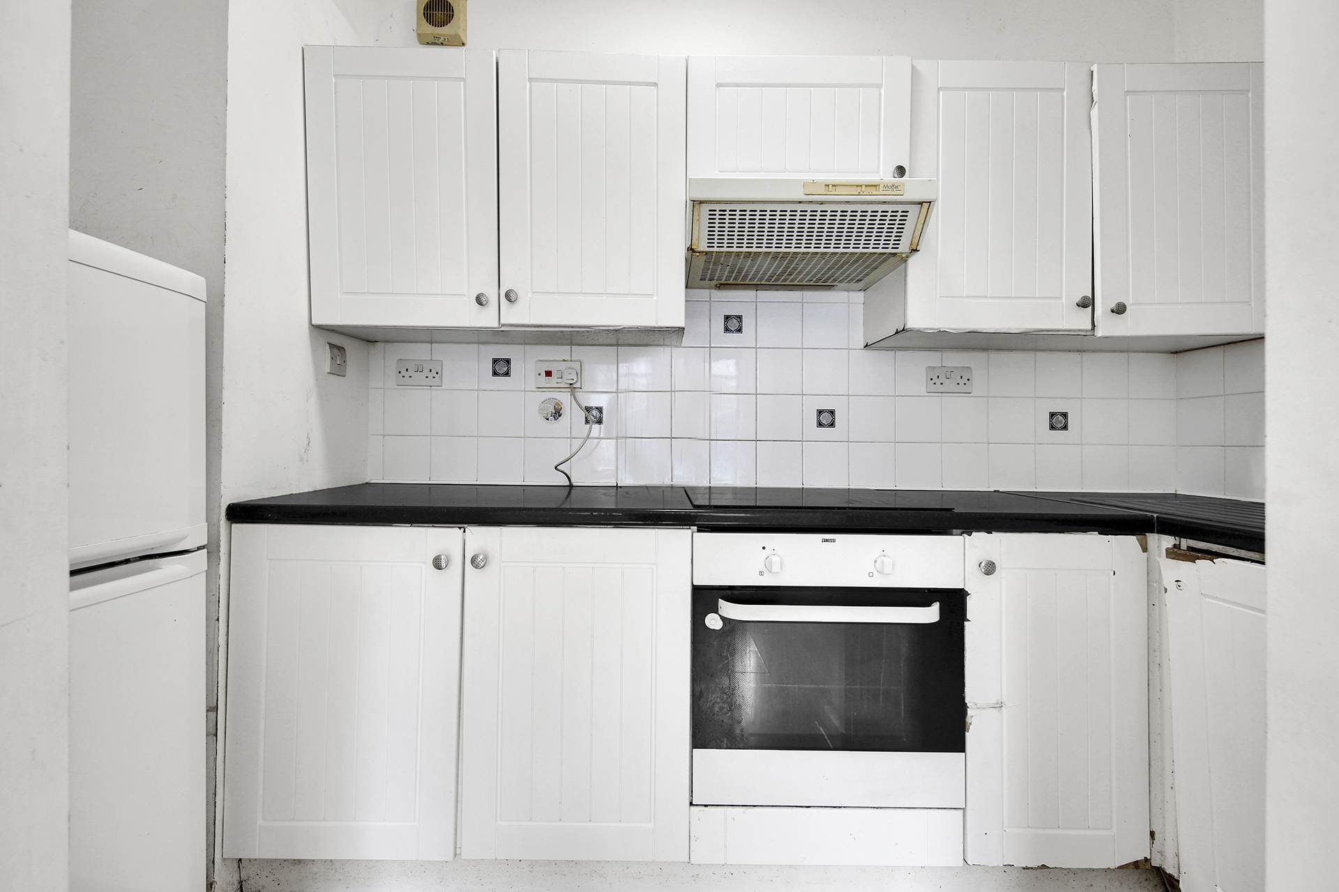 Additional Property Image 2 bedroom Maisonette for sale in London 15