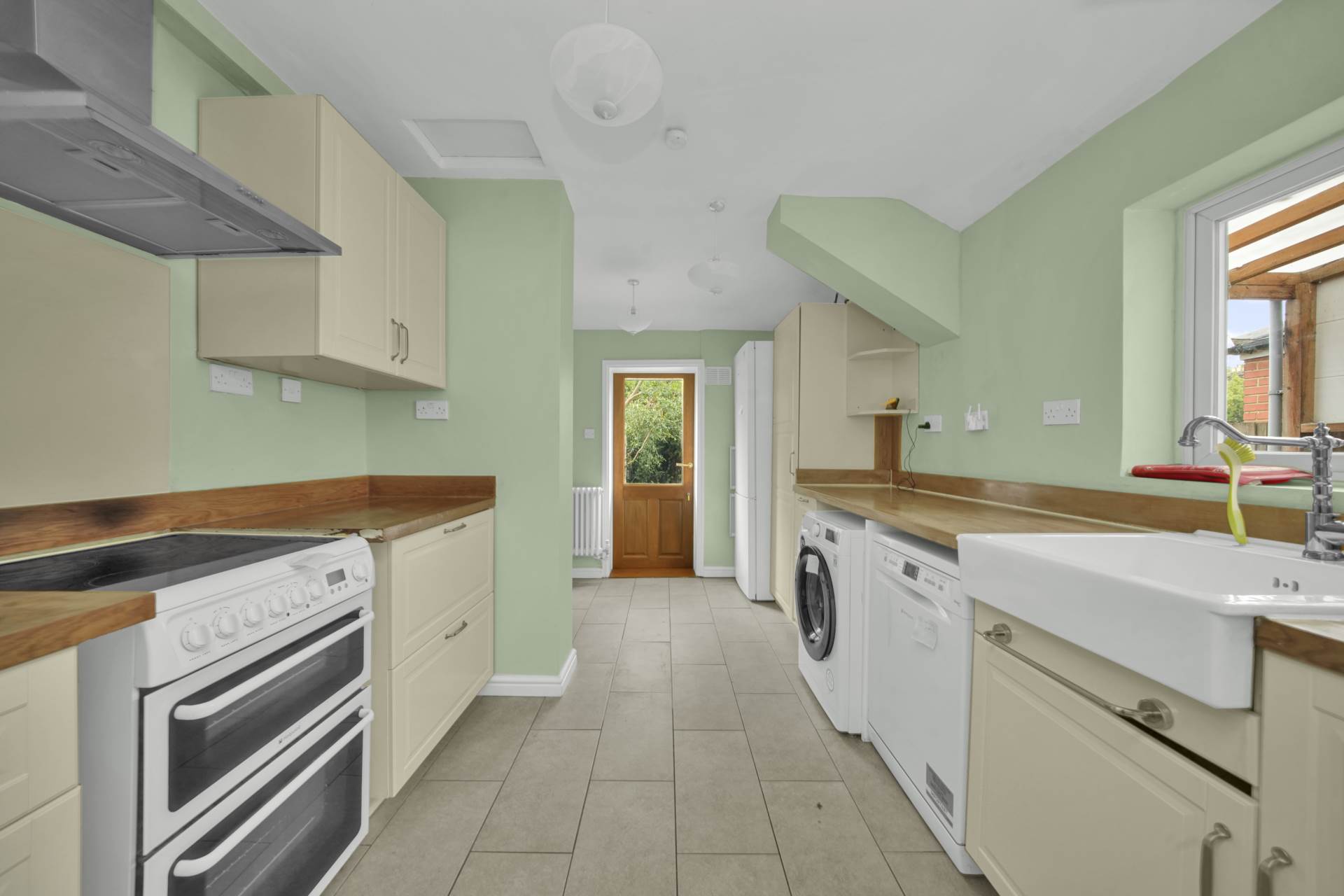 Additional Property Image 3 bedroom House to rent in London 9