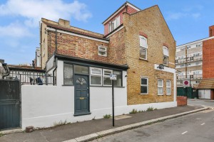 1 bedroom Flat for sale in London