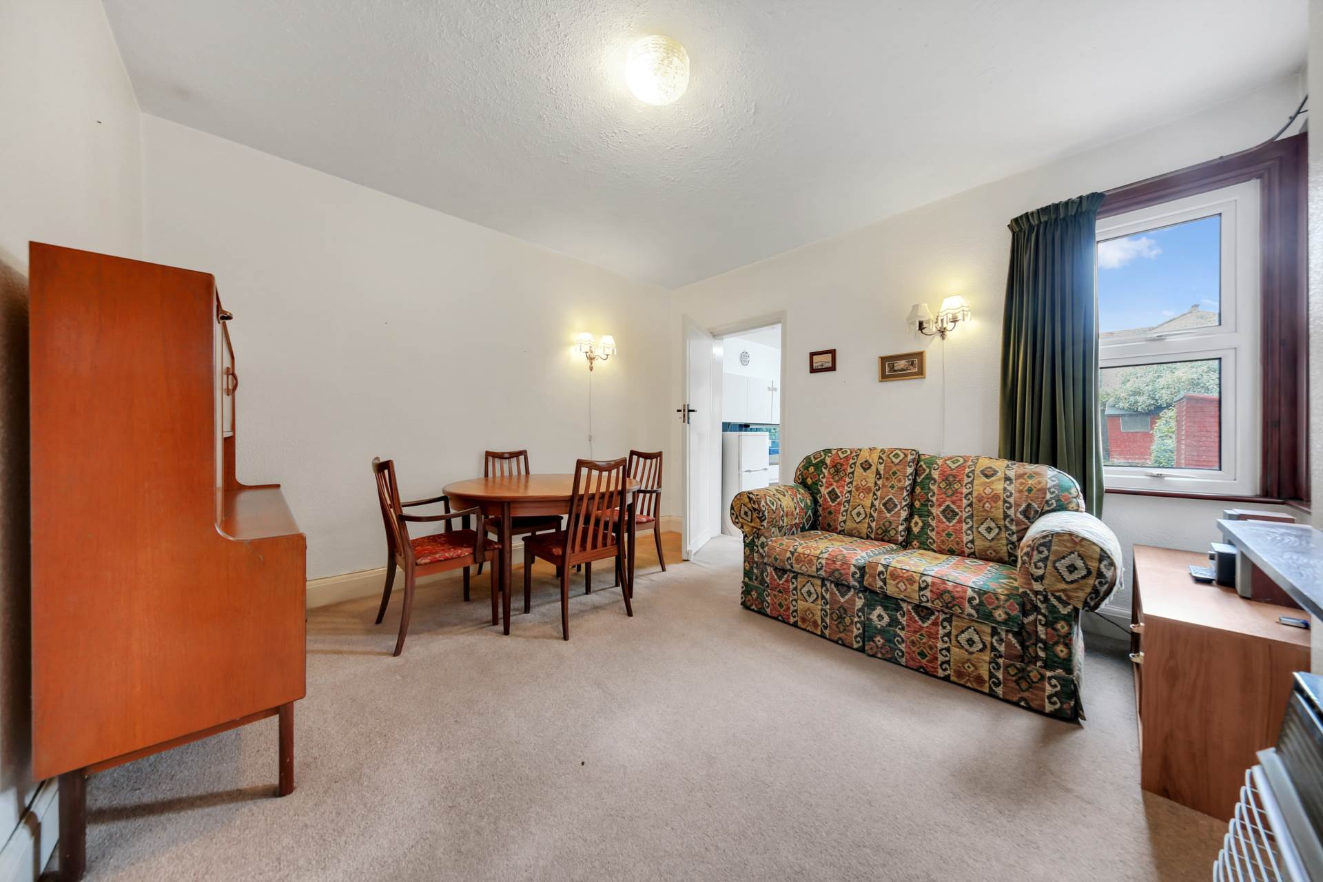 Additional Property Image 3 bedroom House for sale in London 8