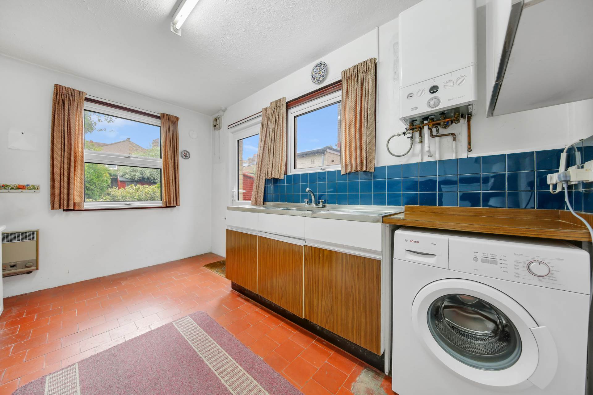 Additional Property Image 3 bedroom House for sale in London 9