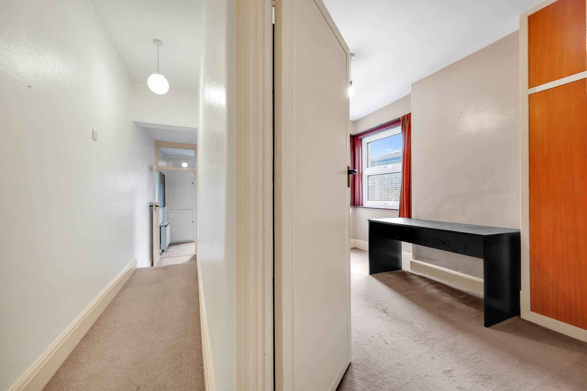 Additional Property Image 3 bedroom House for sale in London 18