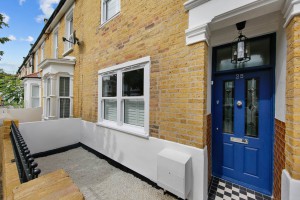 5 bedroom House for sale in London