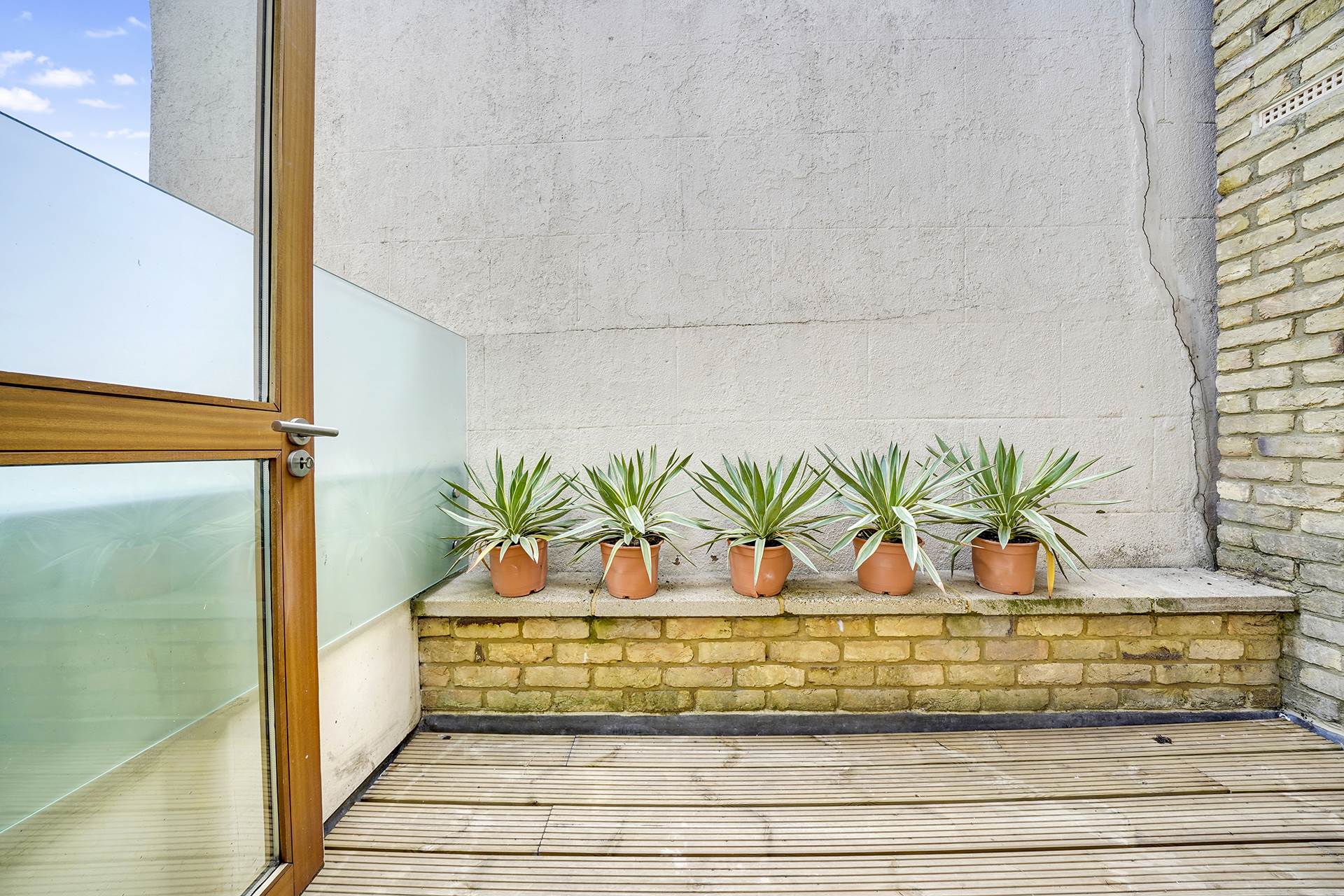 Additional Property Image 2 bedroom Flat for sale in London 14