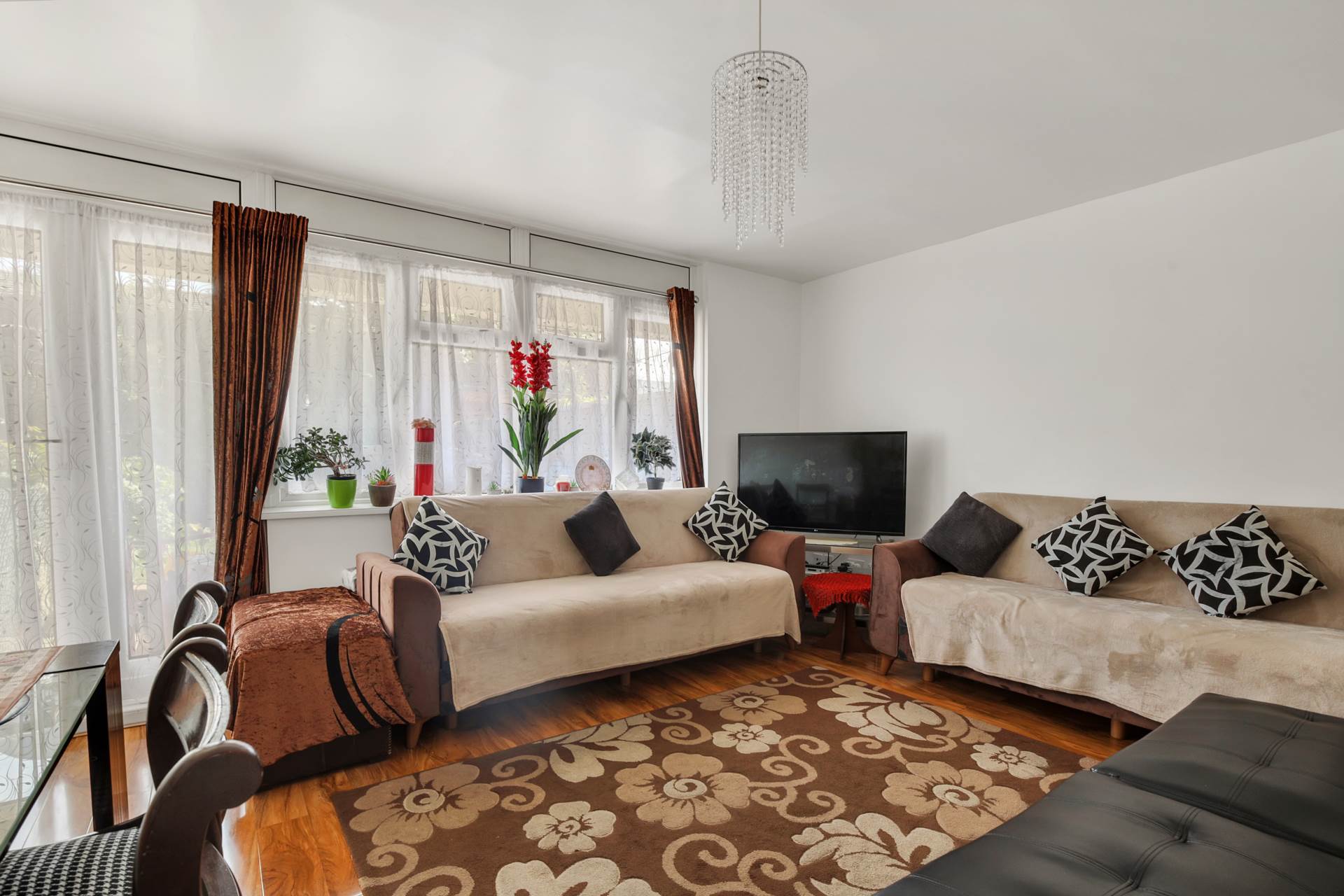 Additional Property Image 3 bedroom Flat for sale in London 4