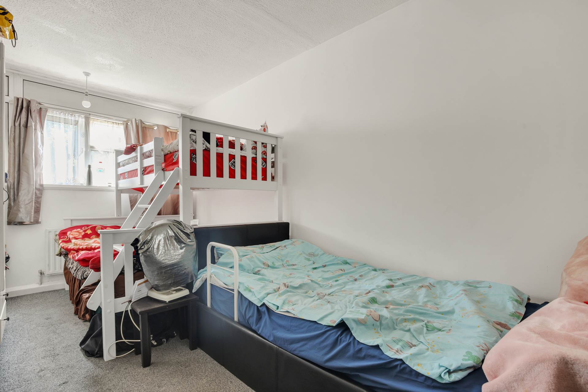 Additional Property Image 3 bedroom Flat for sale in London 13