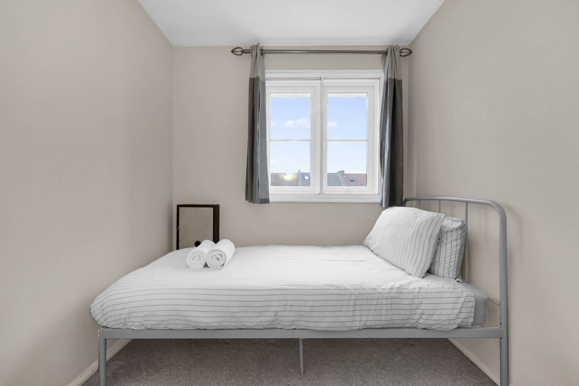 Additional Property Image 2 bedroom Flat for sale in London 15