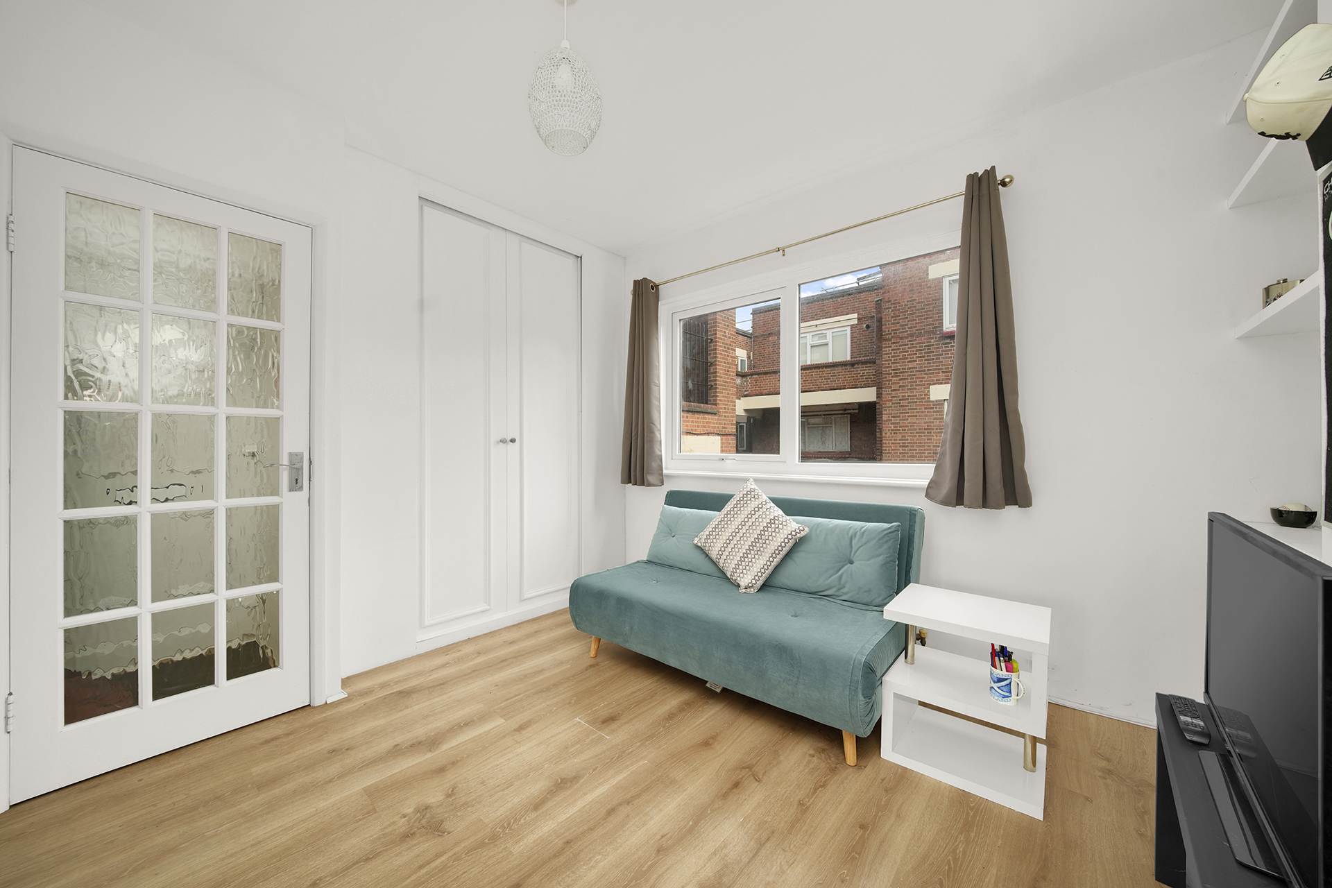 Additional Property Image 1 bedroom Flat for sale in London 4
